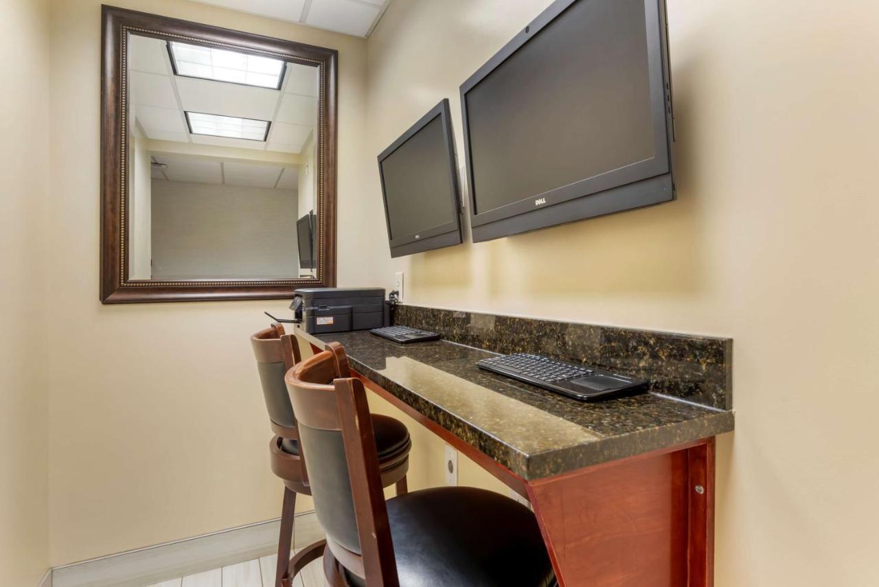 Best Western PLUS Vineyard Inn&Suites Penn Yan Exterior foto