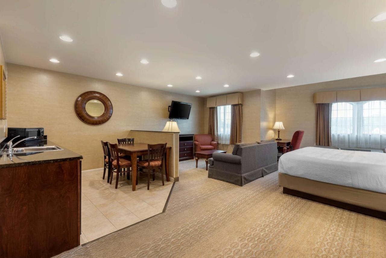Best Western PLUS Vineyard Inn&Suites Penn Yan Exterior foto